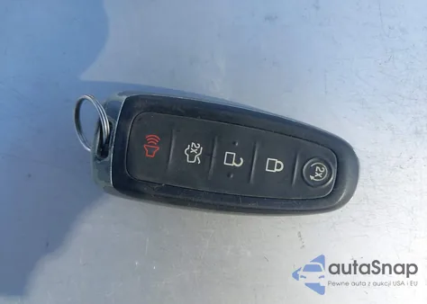 2013 Ford Focus Titanium из США, поврежденный, VIN 1FADP3N23DL222065